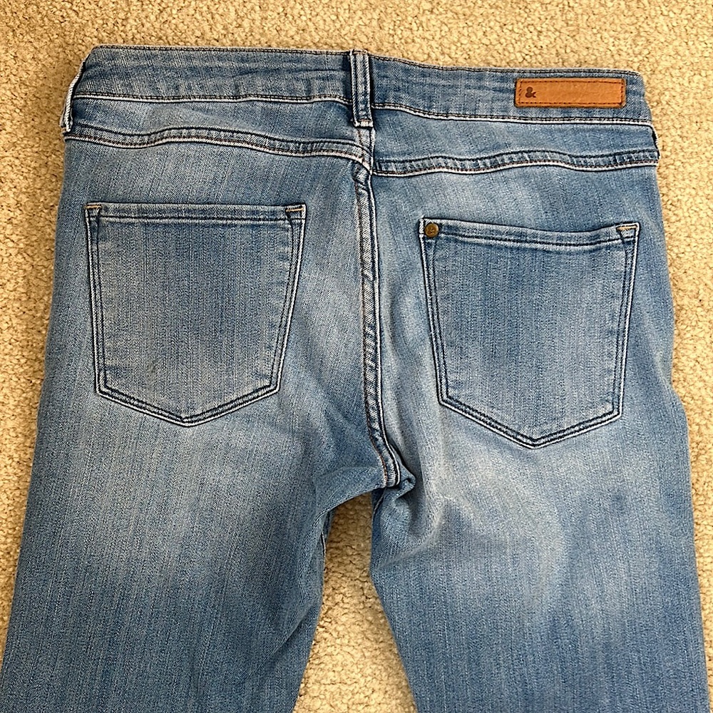H&M Super Skinny Low Waist W28/L30 Light Wash Jean